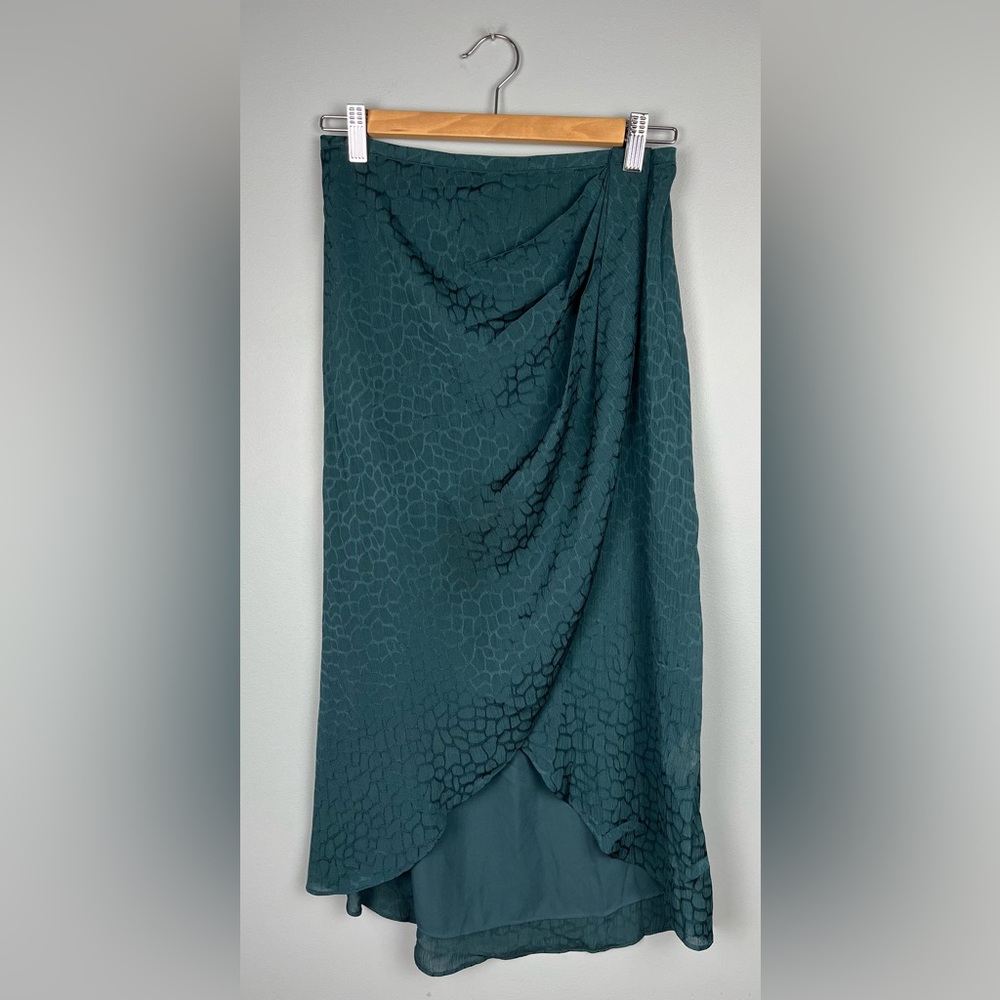 Max Studio XS Marine Textured Drape Skirt